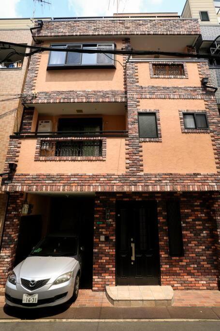 شقة 鶴橋駅徒歩2分 トイレ浴室複数あり3階建て一軒家車庫付き أوساكا المظهر الخارجي الصورة